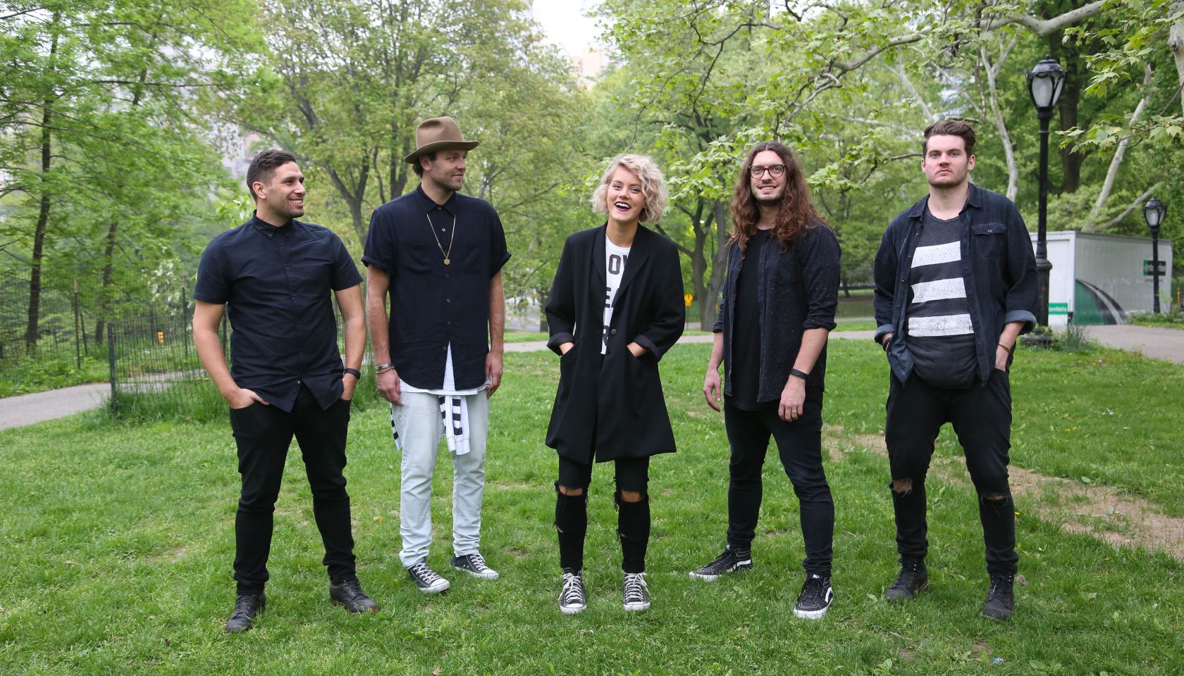 'Welcome To The Summer Party' Featuring Hillsong In Concert